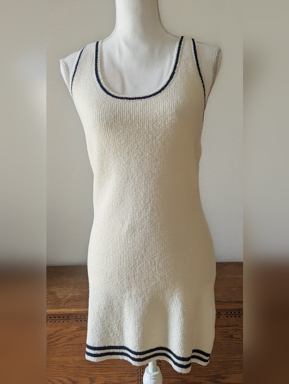 NWT  Preppy Tennis Club Hello Molly Cream Tank W Navy Trim Sz 8 Medium *Read